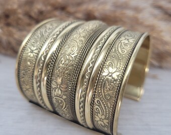 Large gold detailed cuff bracelet /Gold bracele / Cuff bracelet /Unisex bracelet / Boho /Bohemian / Cuff / Large bracelet/Ethnic / Tribal