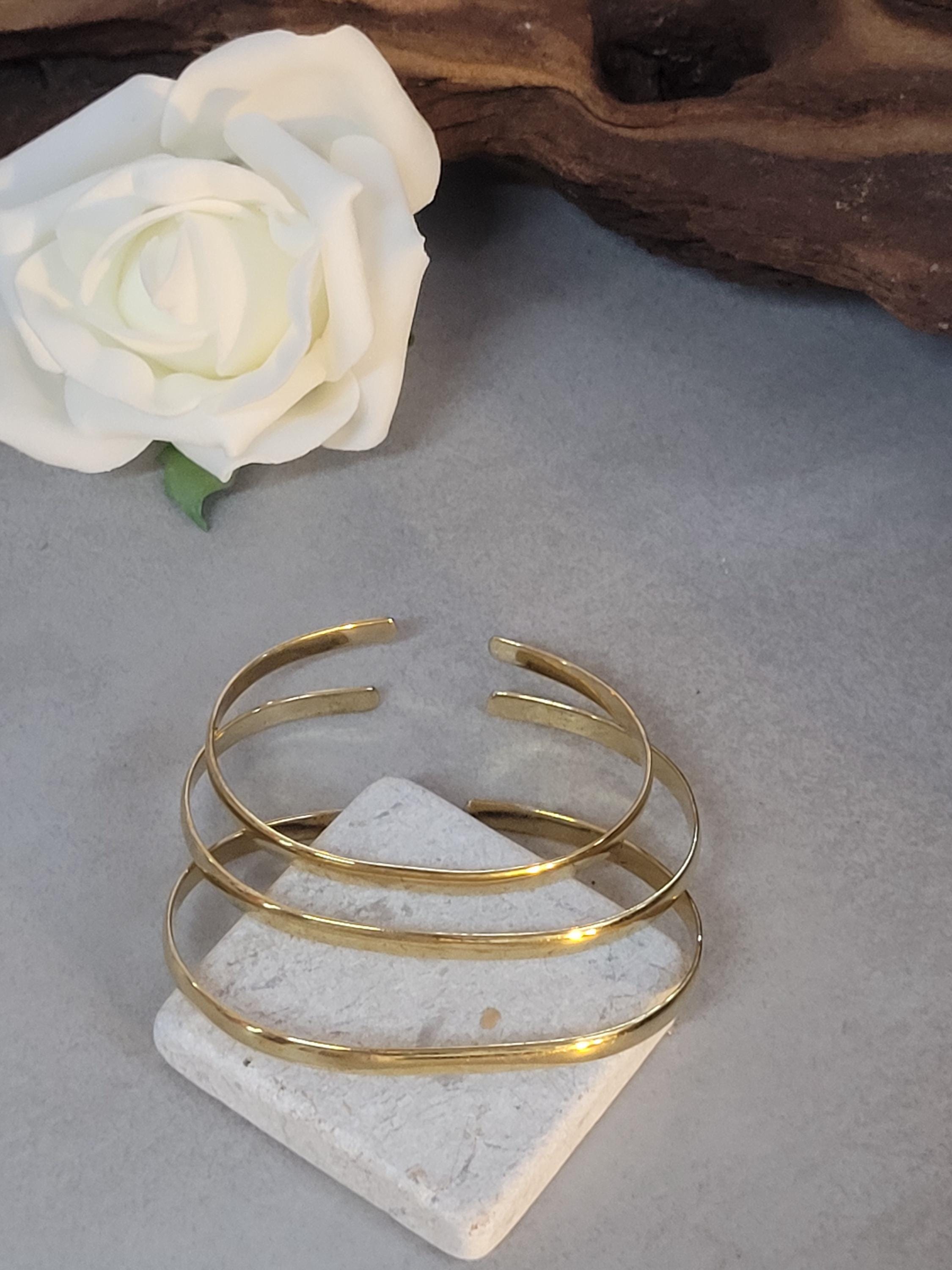 Simple Brass Bangles / Set of Three Bracelets - Etsy