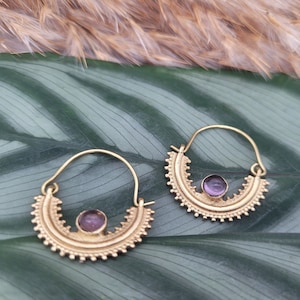 Brass small hoops / Amethyst / Detailed hoops Earring / Bohemian jewellery / Boho / Minimal /  Crystal earrings / Bali hoops