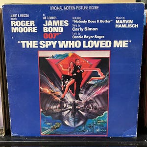 James Bond-&quot;The Spy Who Loved Me&quot; Vintage vinyl record album