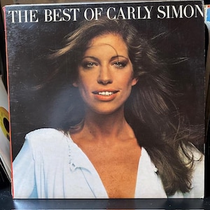 Carly Simon- &quot;The Best of Carly Simon&quot; vintage vinyl 12&quot; 33 rpm record album.  &quot;Mockingbird&quot; &quot;You&#39;re so Vain&quot; &quot;Anticipation&quot;