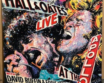 Daryl Hall and John Oates with David Ruffin and Eddie Kendrick-"Live at the Apollo"  Vintatge vinyl record album