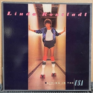 Linda Ronstadt-&quot;Living in the USA&quot; Vintage vinyl record album