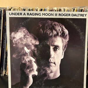 Roger Daltrey-"Under a Raging Moon" Vintage vinyl record album