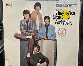 Vintage the Beatles Yesterday and Today 12