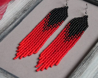 Red fringe beaded earrings Red earrings for women Seed bead jewelry Modern boho earrings Long dangle earrings Beaded jewelry Beadwork