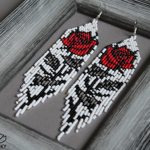 Red roses earrings Flowers earrings Red Long earrings Floral beaded earrings Tattoo Seed bead earrings Boho earrings Flowers fringe earring