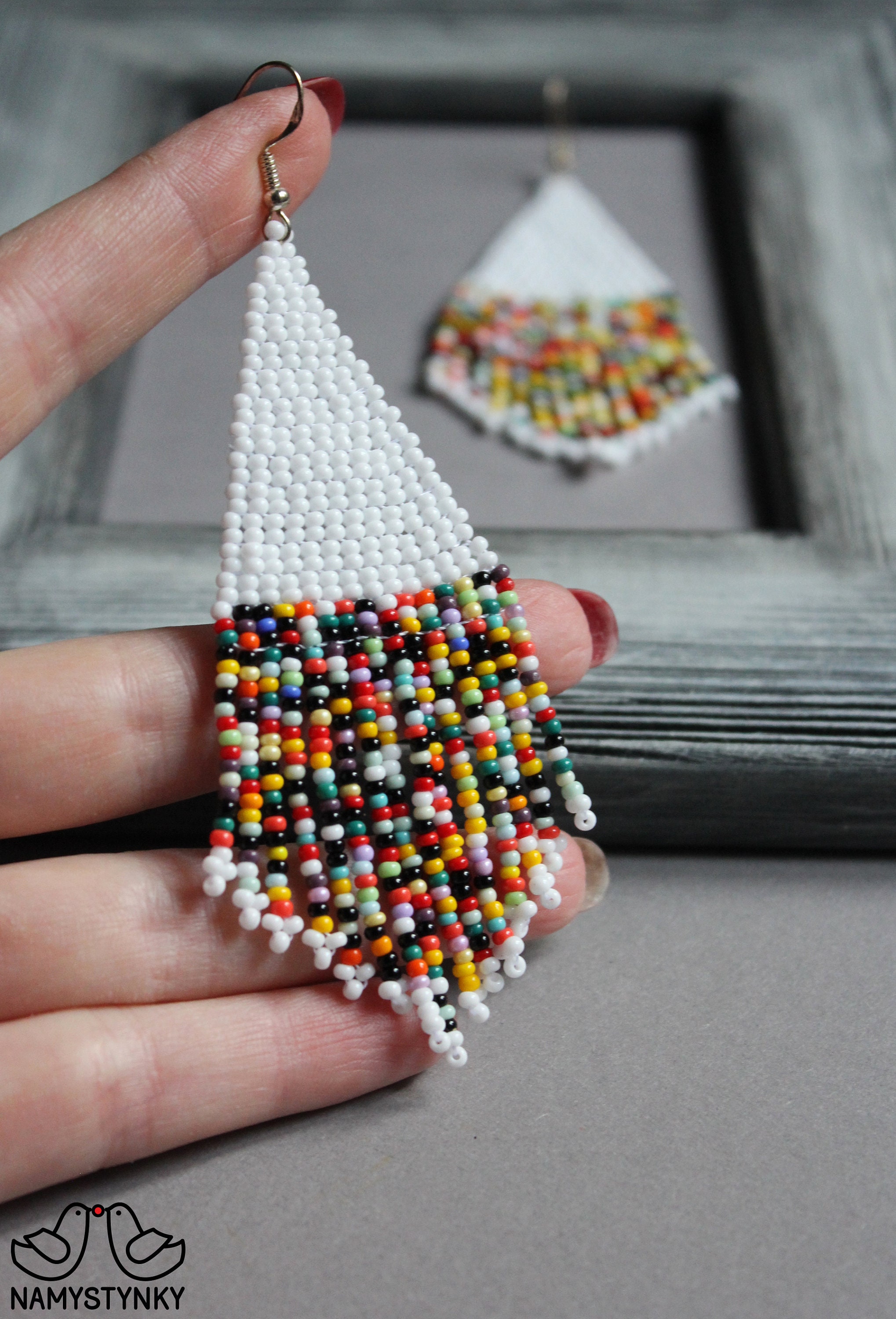 WHITE CLAW CAN BEADED EARRINGS