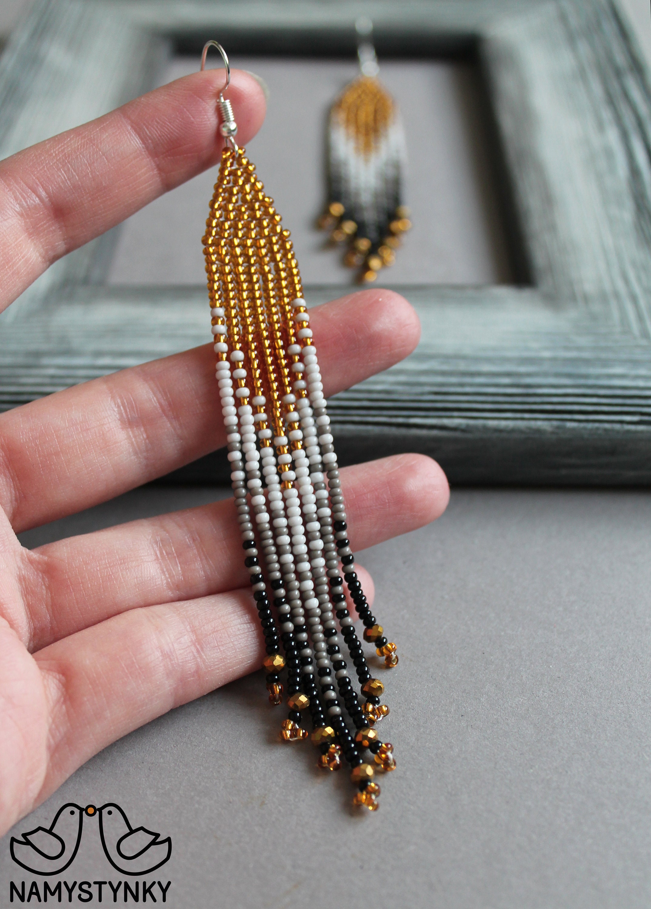 Grey - Handmade Beaded Earrings 08 main image 1