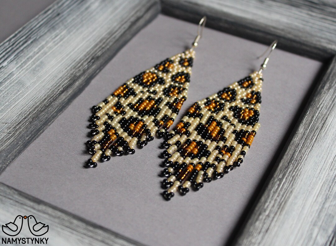 Leopard Print Beaded Earrings: Seed Bead Fringe Dangle Beadwork