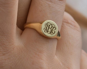 Sterling Silver Signet Ring-Personalized Rings-Monogram Ring-Letter Ring-Initial Ring-Engraved Ring-Womens  Ring-JX06