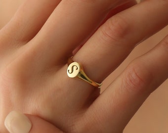 14k Gold Initial Signet Ring,Custom Initial Ring,Personalized Ring,Birthday Gift,Letter Ring,Gift For Her,Personalized Gift,JX17