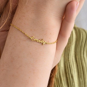 Personalized Tiny Name Bracelet,Dainty Layering Bracelet,Custom Name Jewelry,Perfect Gift for Mom ,JX49