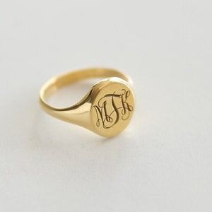 14k Gold Initial Signet Ring,Personalized Monogram Ring,Engraved Signet Ring,Custom Initial Ring,Mothers Day Gift,Letter Ring,JX16 image 1