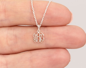 Sterling Silver  Monogram Necklace-Tiny İnitial Necklace-Letter  Necklace-Personalized Jewelry-Gift For Mom-JX04