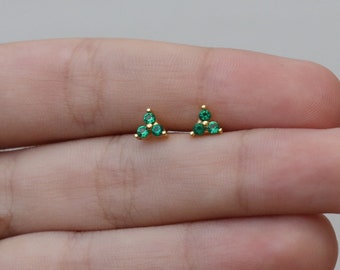 Tiny Emerald Stud Earrings, Green Stone Cluster Earrings, Dainty Minimalist Earrings, Birthday Gift for Her