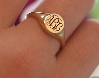 14K Gold Signet Ring-Personalized Ring-Monogram Ring-Customized Jewelry-Engraved Ring-Womens Ring-Initial Ring-JX06