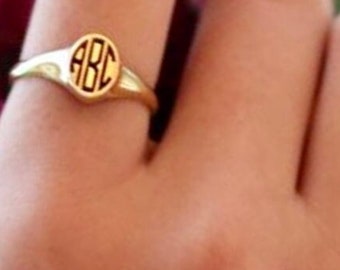14k Gold Dainty Monogram Ring,Mother Gift,Signet Ring,Personalized Letter Ring,Bridesmaid Gift,Personalized Jewelry,JX37