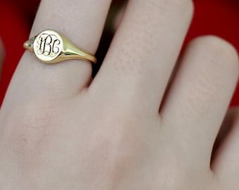 14k Gold Signet Ring-Monogram Ring-Gold Ring-Personalized Jewelry-Engraved Ring-Womens Initial Ring-Bridesmaid Gift-JX06