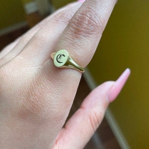 Initiale personnalisée en or 14 carats, cadeaux personnalisés, chevalière, cadeau pour maman, initiale gothique, bague lettre anglaise ancienne, JX07
