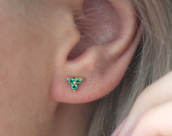 Emerald Stud Stud Earrings,Dainty,Green Earrings,Small Stud Earrings,Birthday Gift,Gift for Mom,JX74