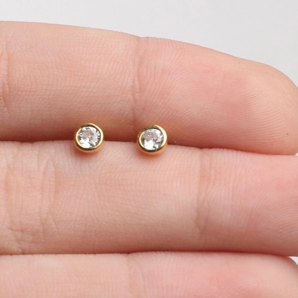 Diamond Stud Earrings,Dainty Diamond Earrings,Minimalist Earrings,Pair with any of Your Sets,Gift For Her,Birthday Gift,JX85
