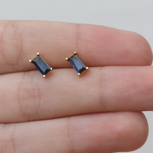 Dainty Sapphire Baguette Earrings,Baguette Studs,Blue Baguette Earrings,Tiny Stud Earrings Minimalist Earrings,JX88