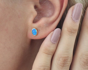 Opal Stud Earrings,14k Gold Earrings,Dainty Opal Earrings.Minimalist Errings, Real Opal Earrings,JX66