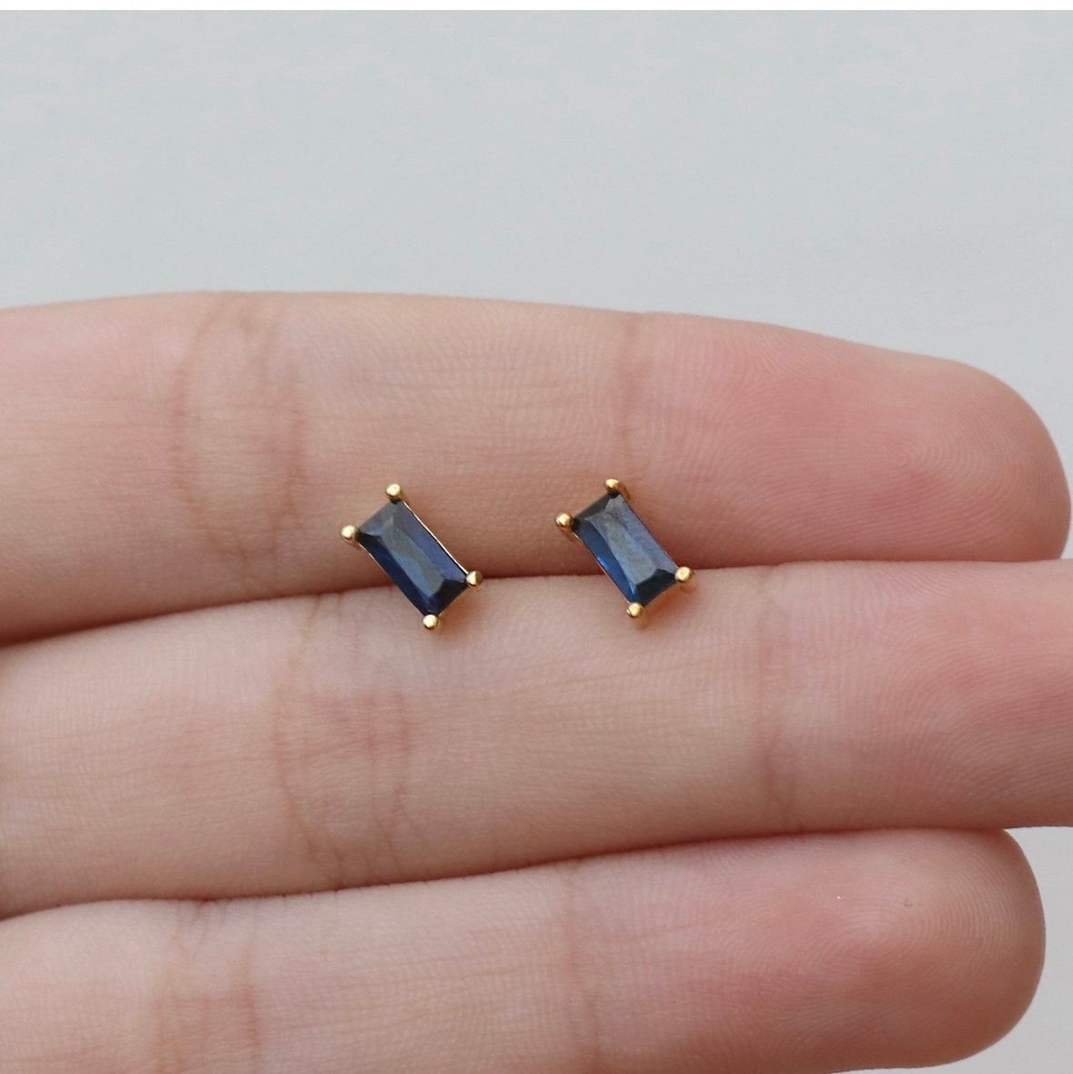 Dainty Sapphire Baguette Earrings,Baguette Studs,Blue Baguette Earrings,Tiny Stud Earrings Minimalist Earrings,JX88