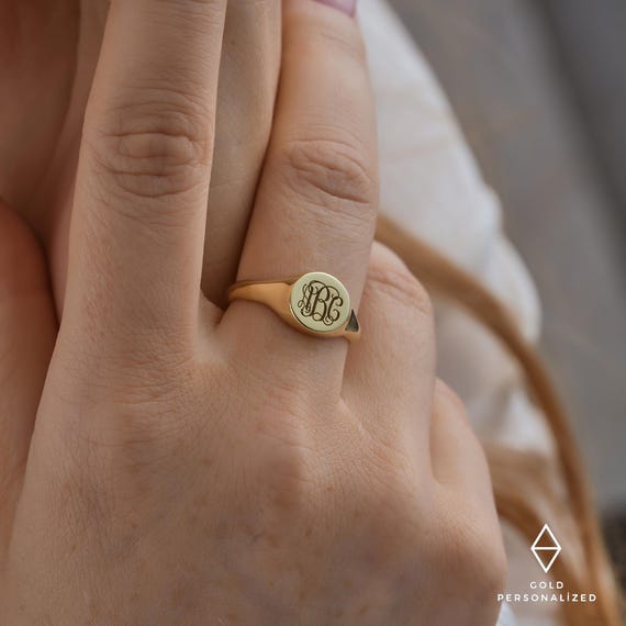 【2025年】エレガントファッションを上品に着 14K Signet Ring-personalized Ring-monogram Ring-gold Ring ピアス