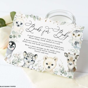 Libros de baby shower de invierno para tarjeta de bebé, animales árticos traen una tarjeta de libro, reno de oso polar de pingüino dorado verde DESCARGA INSTANTÁNEA, WINT24