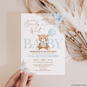 Invito per la doccia per bambini con orsacchiotto Boho blu, invito per la doccia per bambini con palloncino a forma di orso, modello modificabile con erba di pampa fiore blu polveroso, BR11