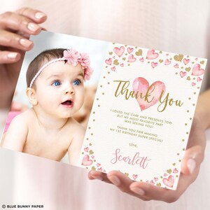 編集可能なバレンタイン写真サンキューカード、ピンクゴールドの小さなスイートハートの誕生日の記念品、女の子のベビーシャワーの印刷可能なテンプレートのダウンロード。VAL1