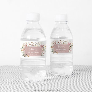 Étiquette de bouteille d'eau fleurs sauvages bohème pour cadeaux d'anniversaire rose poudré en sourdine, thé floral pour baby shower, MODÈLE MODIFIABLE Téléchargement instantané, FLO32