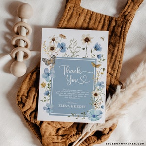Biglietto di ringraziamento modificabile con fiori di campo blu, Bomboniere per feste in giardino con baby shower blu polveroso, Modello di ringraziamento blu disattivato, Download istantaneo, FLO46