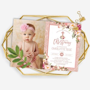 Bearbeitbare Rose Gold Taufeinladung. Rosa Blumen Taufe Einladungsvorlage. Rose Gold Glitzer Sofort Download. FLO30