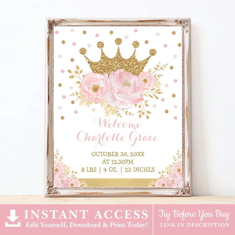 Puede incluir: Un cartel de bienvenida rosa y dorado con una corona, flores y el texto "Welcome Charlotte Grace" y "October 30, 20XX at 12:30PM 8 LBS | 4 OZ. | 23 INCHES".