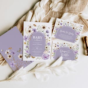 Paarse wilde bloemen babyshower uitnodigingsbundel baby in bloei uitnodigingspakket lavendel bloementuin luierloterij bewerkbare sjablonen, FLO32