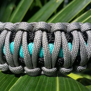 Paracord Bracelet, Custom Paracord, Custom Bracelet, Survival Bracelet, Wide Paracord, Handmade Bracelet, King Cobra Paracord, Rope Bracelet