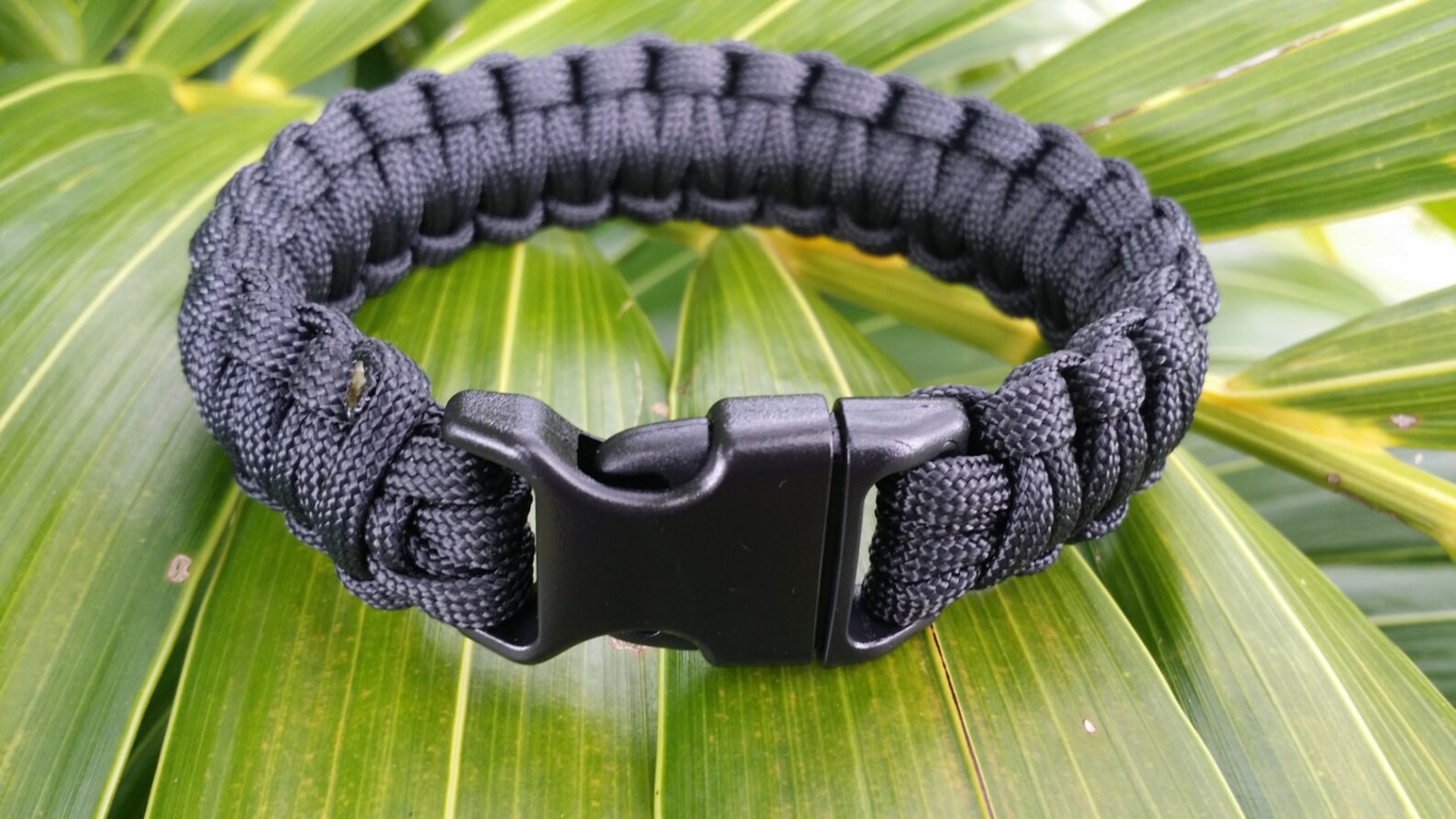 Skull Charm Paracord Bracelet Mens Skull Paracord Bracelet Etsy