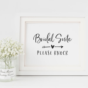 Türschild zum Hochzeitskleid - Bitte klopfen Sie bitte an - Schwarzweißes Türschild für die Hochzeit