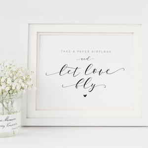 Let Love Fly - Hochzeit Papierflieger Abschied - Hochzeitszeremonie Abschied - Reise Themen Hochzeit - Minimalistische, moderne Hochzeitsbeschilderung