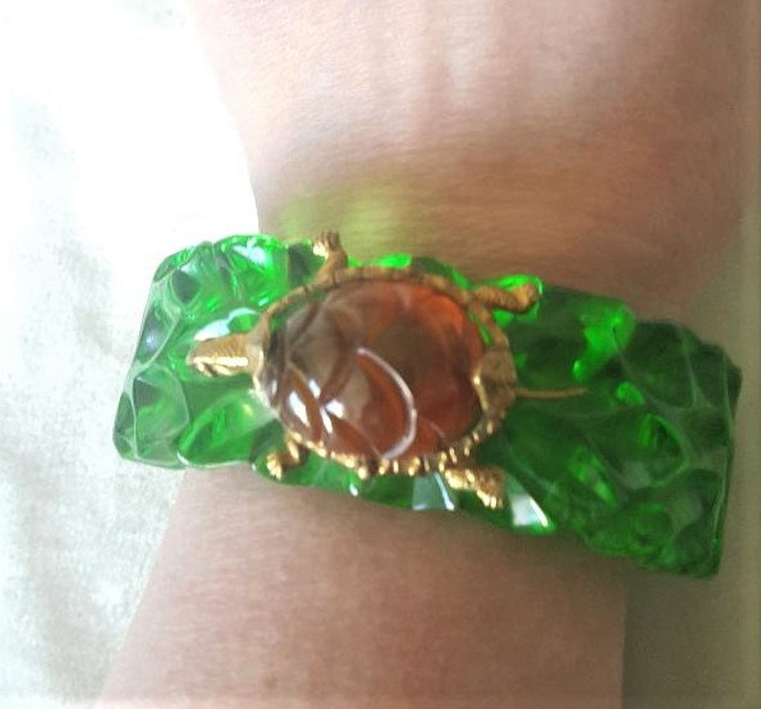 Prystal Bakelite Prystal Heavily Carved Clamper Bracelet With Turtle - Etsy