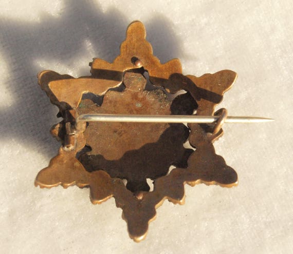 Victorian Bohemian Garnet Star Pin - image 2