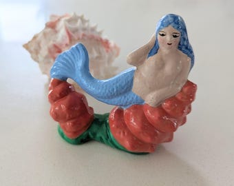 Aquarium fishbowl Vintage Mermaid Figurine Laying on Shells