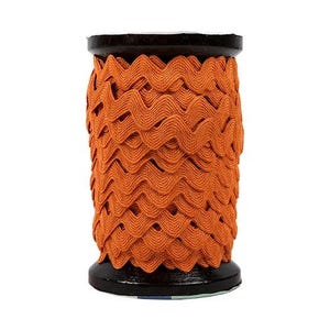 Ric Rac~Large Vintage Trim~Pumpkin- Wooden Spool Lori Holt of Bee in my Bonnet~12 yards of Large Trim~ 100% Polyester~STVT-14758