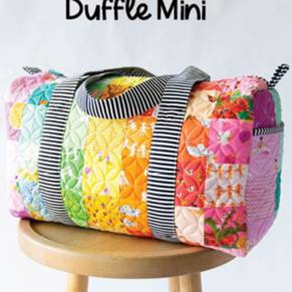 Patchwork Duffle Bag Mini Tote Pattern by Kaitlyn Howell by Knot and Thread Design KAT-114