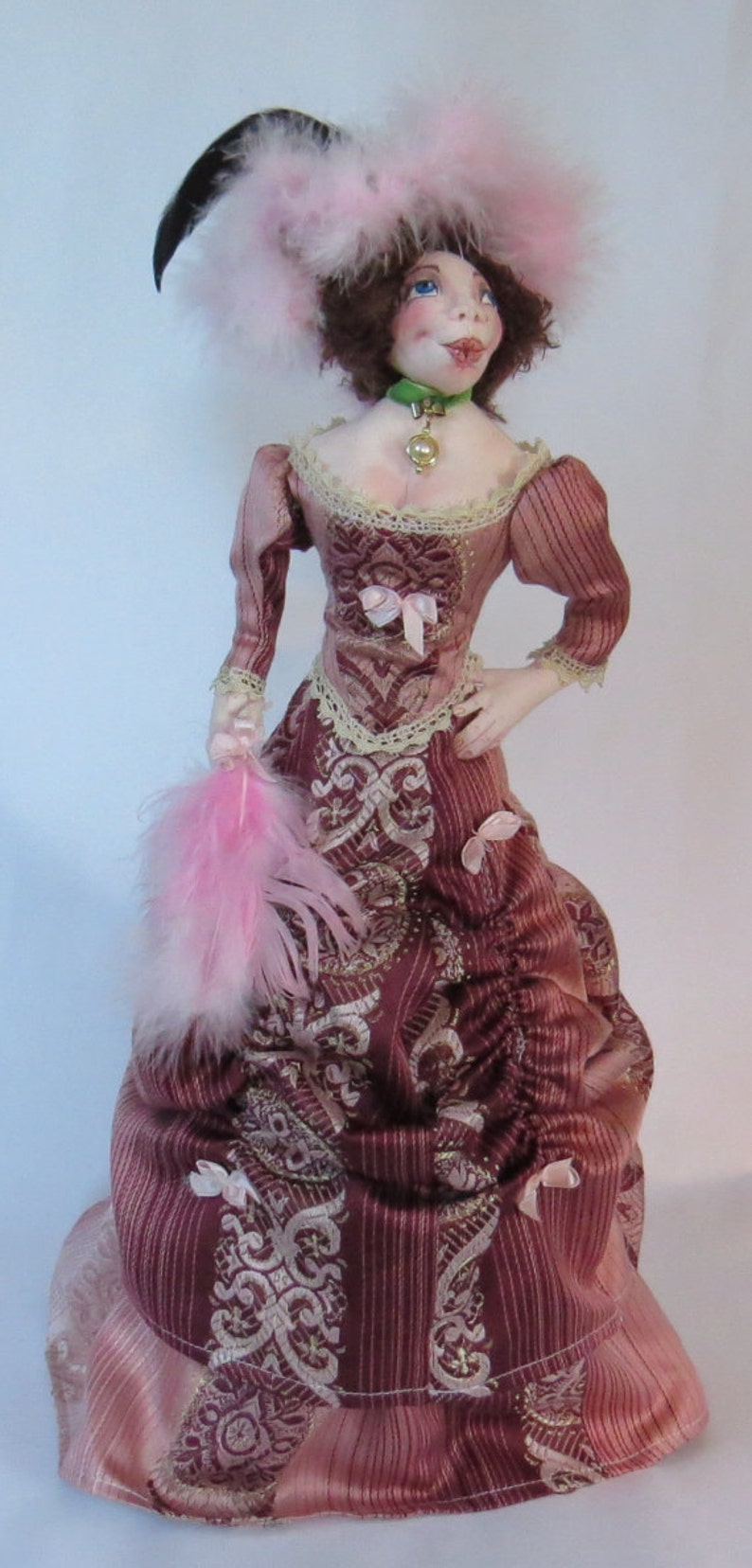 SM910E Hello Dolly! Cloth Doll Pattern