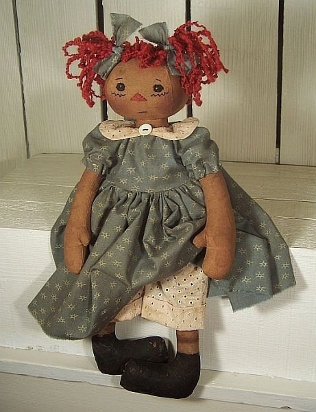 Raggedy Rachel, 19" PDF Descargar Patrón primitivo de muñeca de tela Raggedy Ann por Michelle Allen de Raggedy Pants Designs
