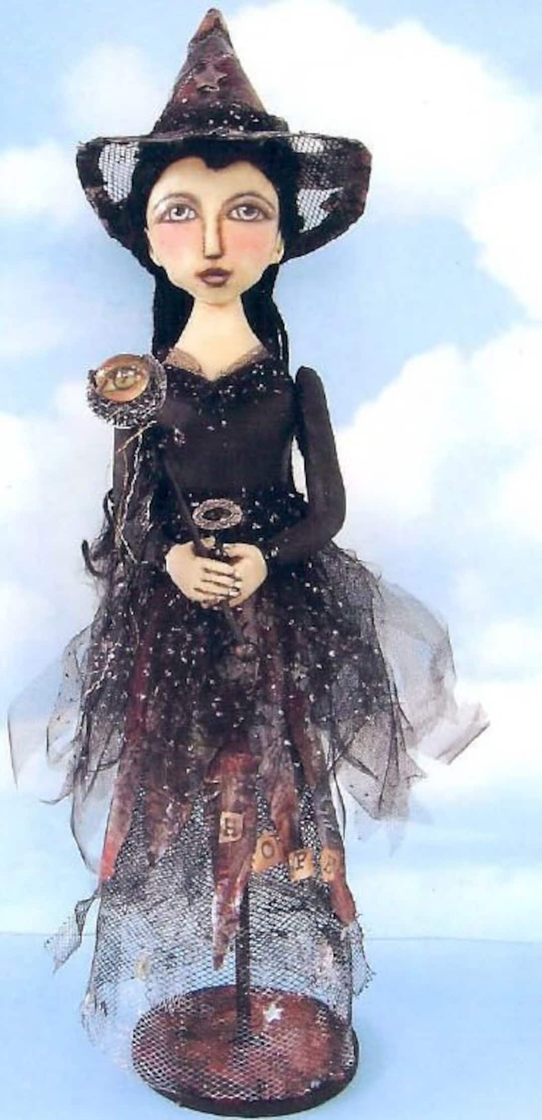 SE448 - Hope Witch, 18